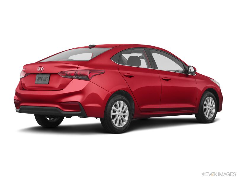 Hyundai Accent in affitto