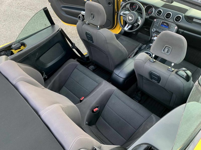 Ford Mustang pic #1280