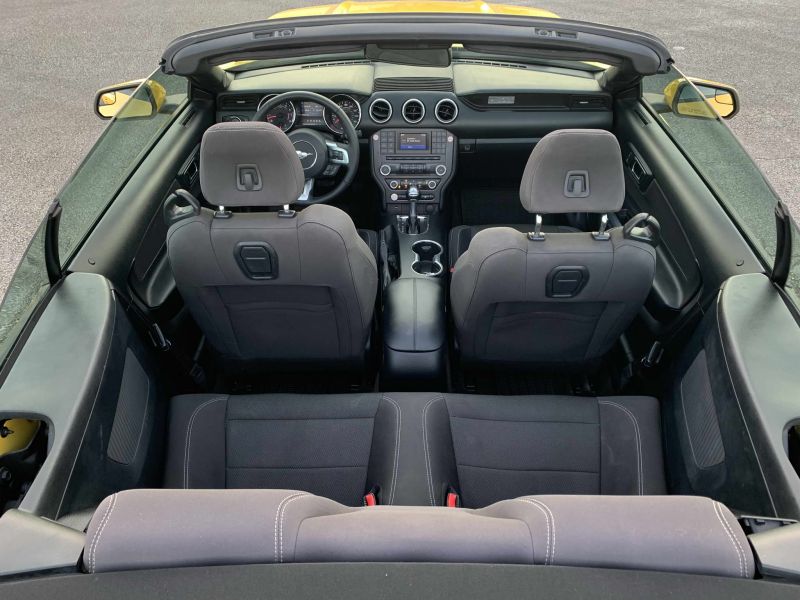 Ford Mustang pic #1281