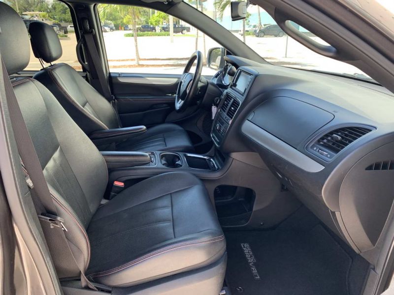 Dodge Grand Caravan GT pic #1312