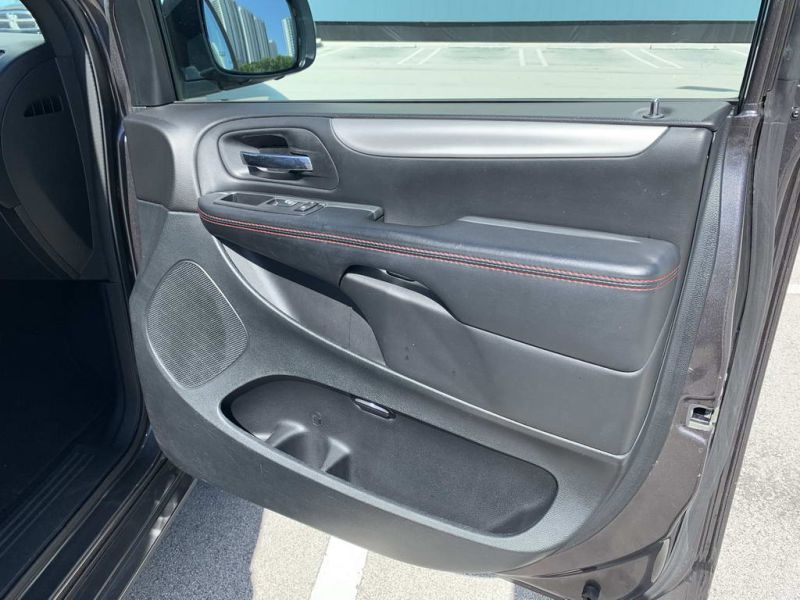 Dodge Grand Caravan GT pic #1313