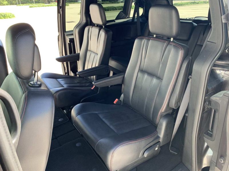 Dodge Grand Caravan GT pic #1322