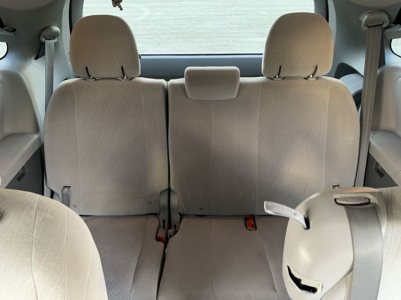 Toyota Sienna pic #1362
