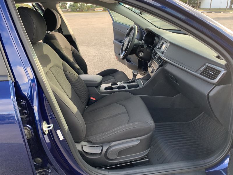 Kia Optima pic #1412