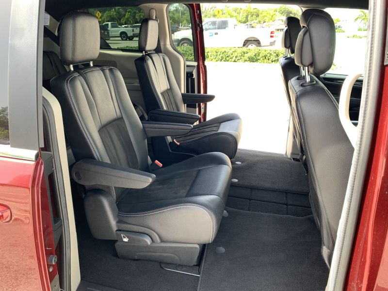 Dodge Grand Caravan pic #1471