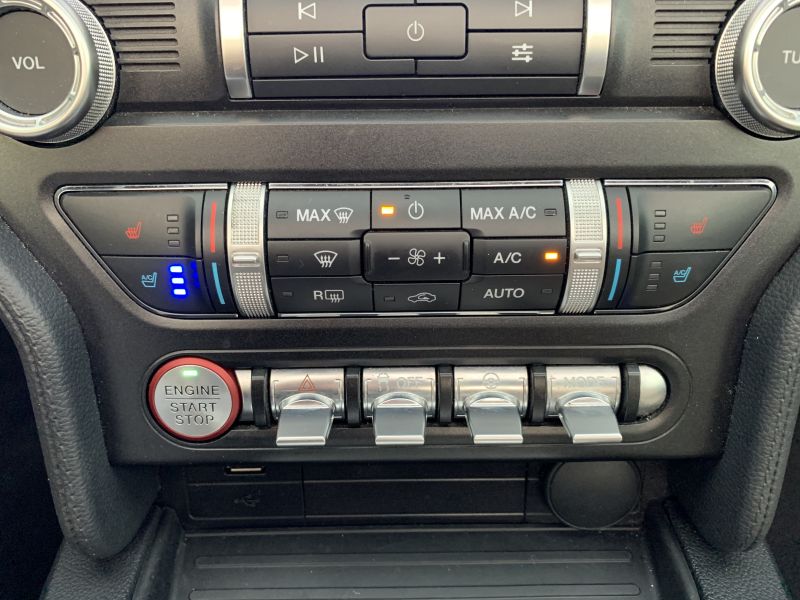 Ford Mustang pic #1615