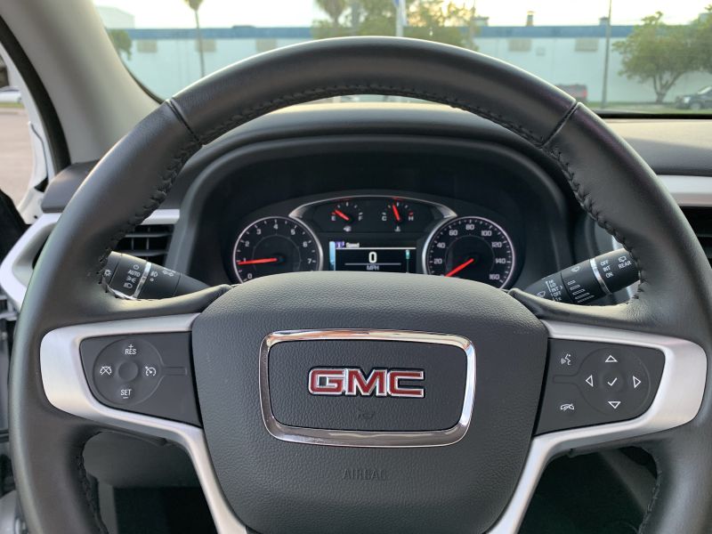 GMC Acadia pic #1824