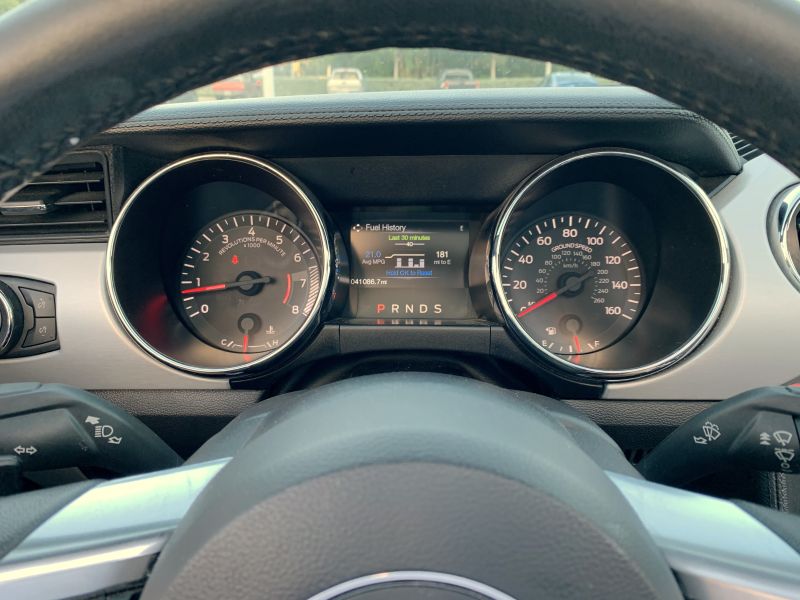 Ford Mustang pic #2031