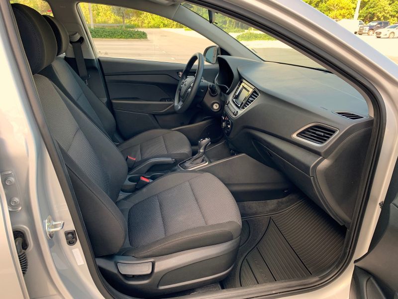 Hyundai Accent pic #2049