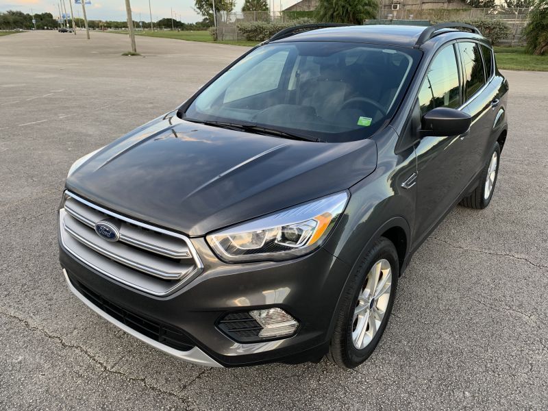 Ford Escape SE aluguel de carros em Miami, Flórida