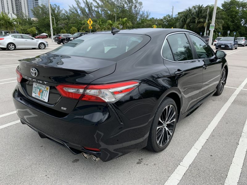 Toyota Camry жалға беріледі