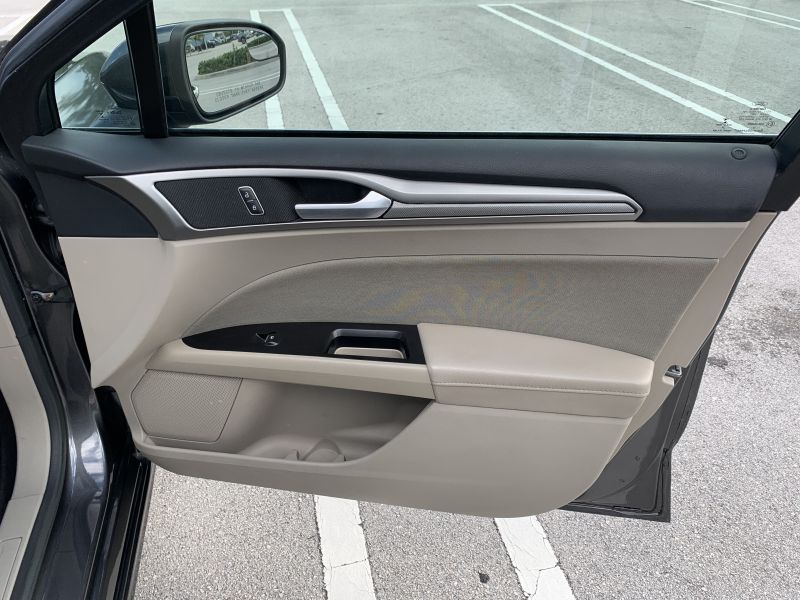 Ford Fusion Hybrid pic #2163