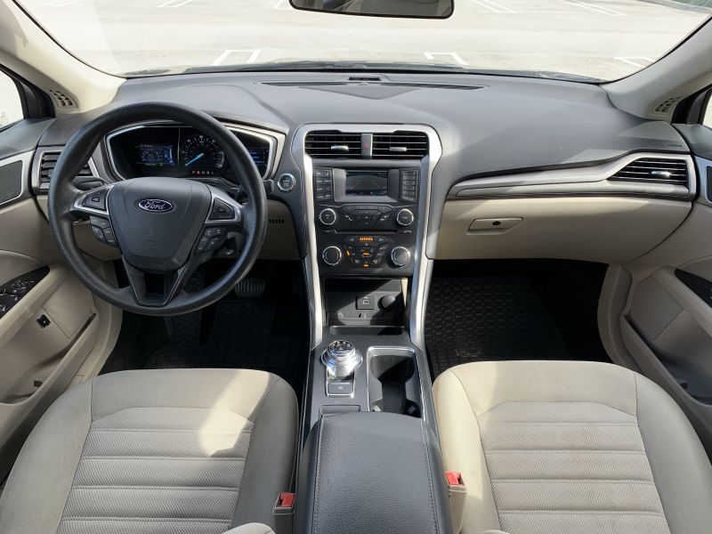 Ford Fusion Hybrid pic #2168