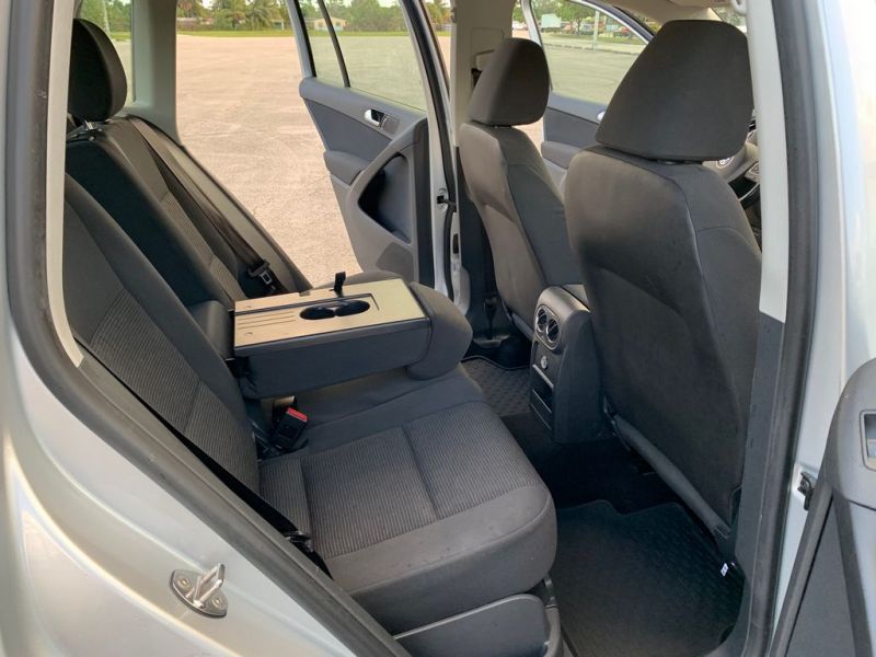 VW Tiguan pic #254