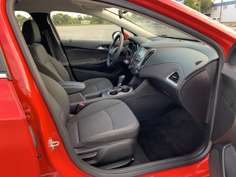 Chevrolet Cruze pic #271