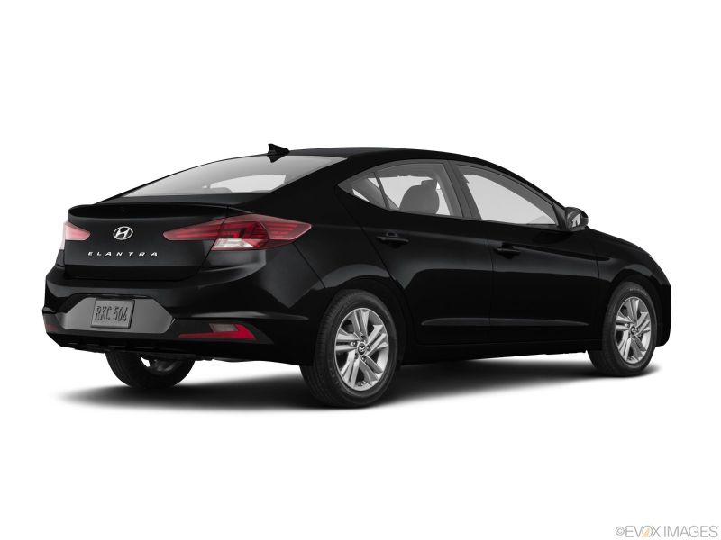 Hyundai Elantra para aluguel