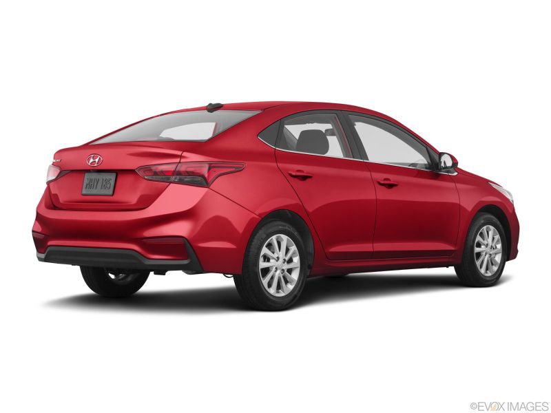 Hyundai Accent alquiler del coche