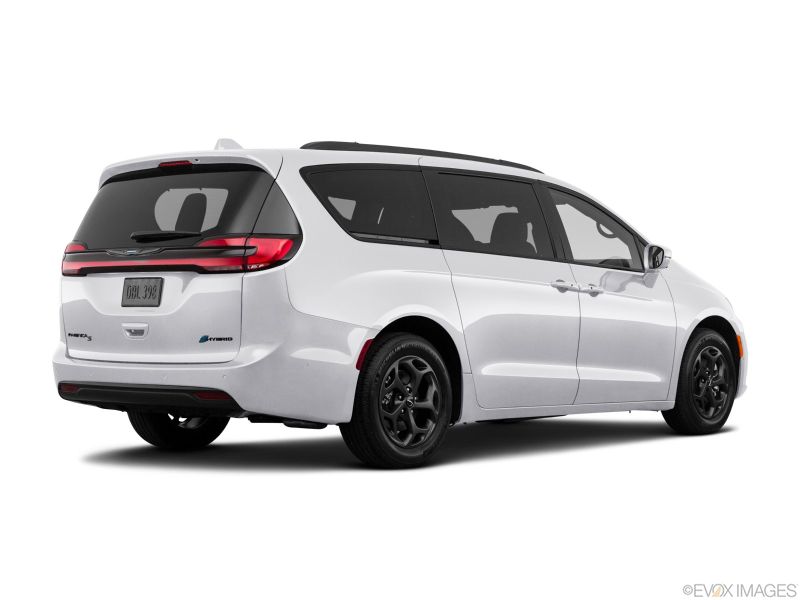 Chrysler Pacifica Hybrid à louer