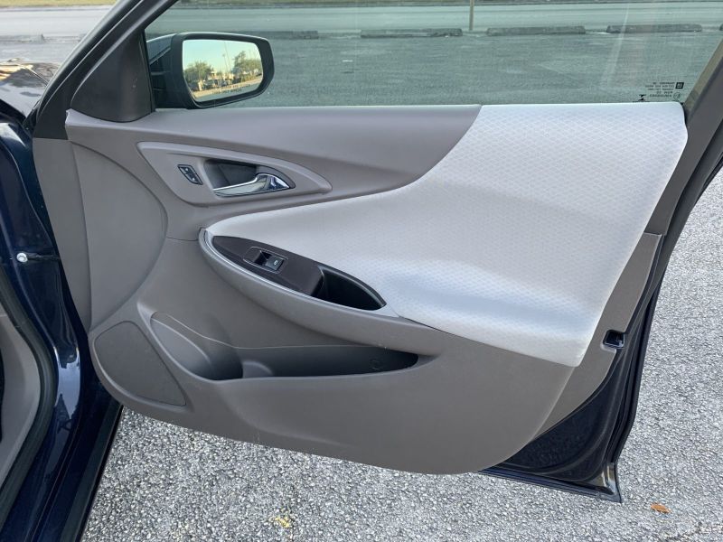 Chevrolet Malibu pic #353