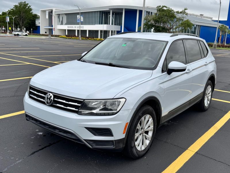 VW Tiguan uzun süreli kiralama Miami, Florida'da