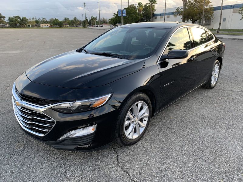 Chevrolet Malibu uzun süreli kiralama Miami, Florida'da