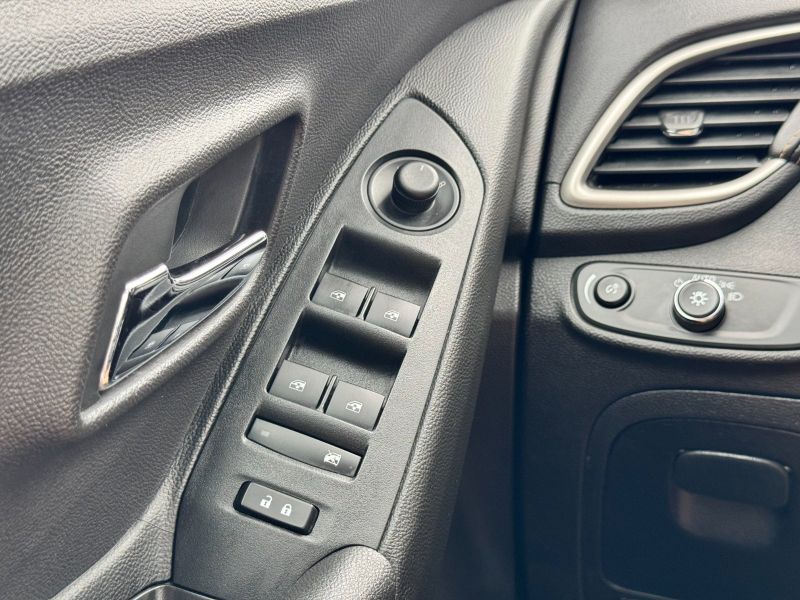 Chevrolet Trax pic #3678