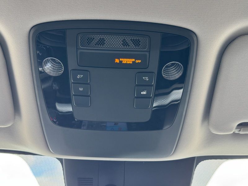 Kia Carnival pic #4219