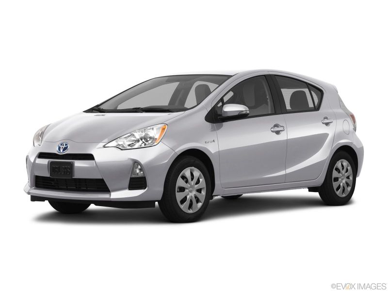 Toyota Prius C One uzun süreli kiralama Miami, Florida'da