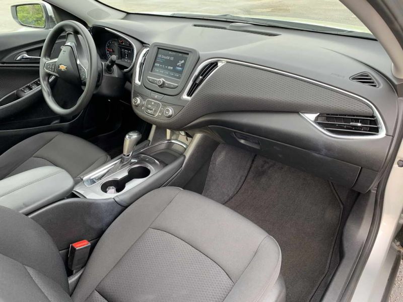 Chevrolet Malibu pic #456