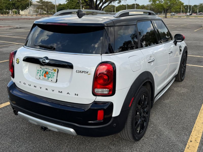 MINI Countryman Plug-In Hybrid жалдауға беріледі