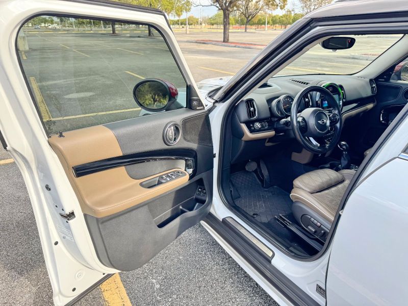 MINI Countryman Plug-In Hybrid pic #4795