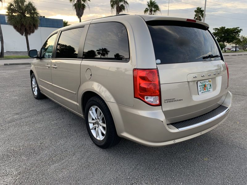 Dodge Grand Caravan pic #496