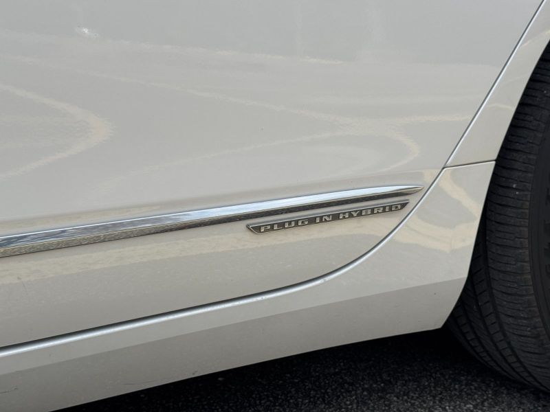 Cadillac CT6 Plug-In Hybrid pic #4976