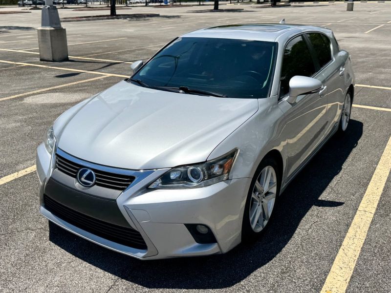 Lexus CT200 Hybrid noleggio a lungo termine a Miami, Florida