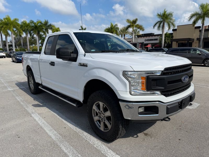 Ford F150 XL Ext Cab alquiler de coche