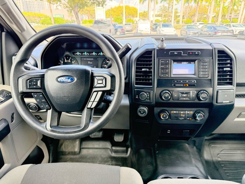 Ford F150 XL Ext Cab pic #5504