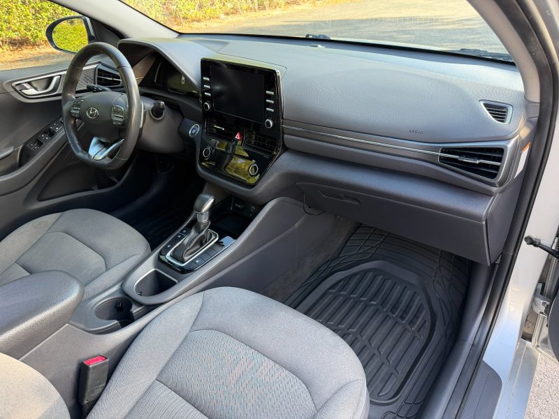 Hyundai Ioniq Hybrid  pic #5611