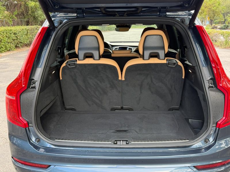 Volvo XC90 zu mieten