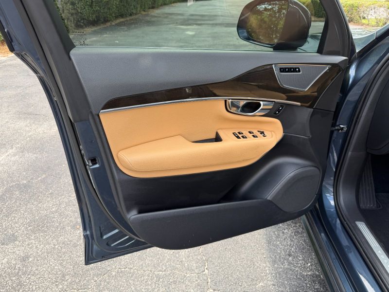 Volvo XC90 pic #5637