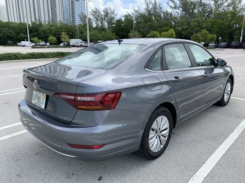 VW Jetta zu vermieten