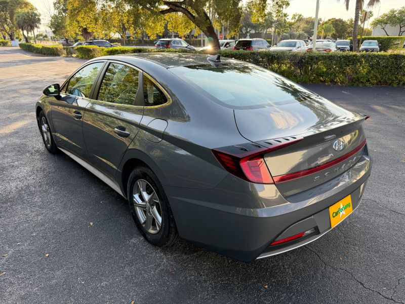 Hyundai Sonata zu mieten