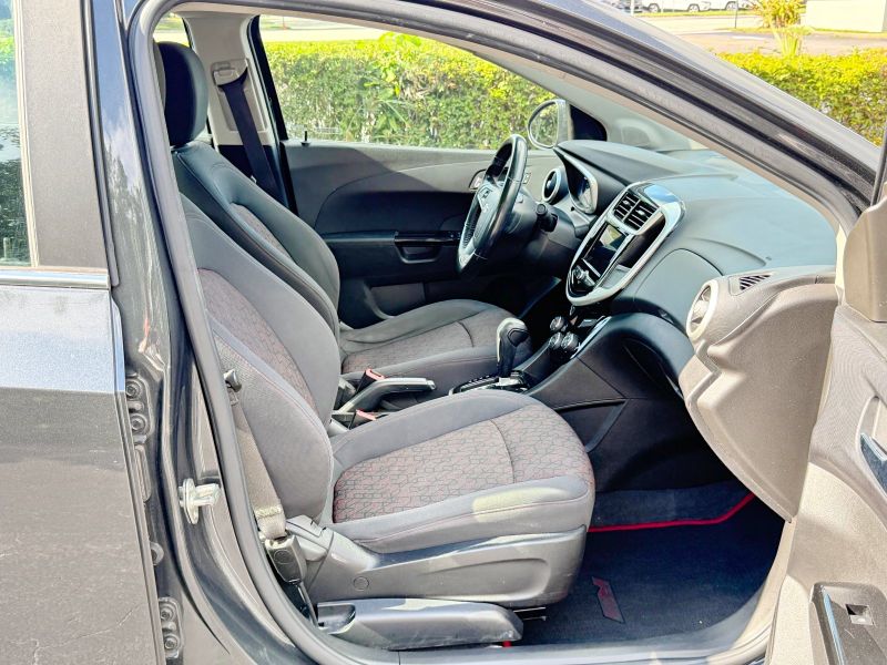 Chevrolet Sonic pic #5932