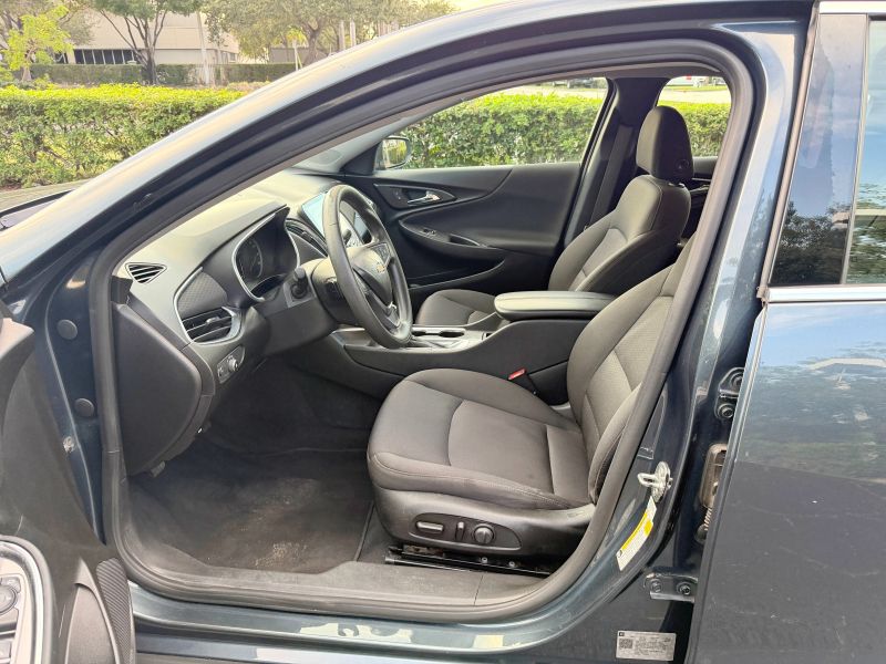 Chevrolet Malibu pic #5953