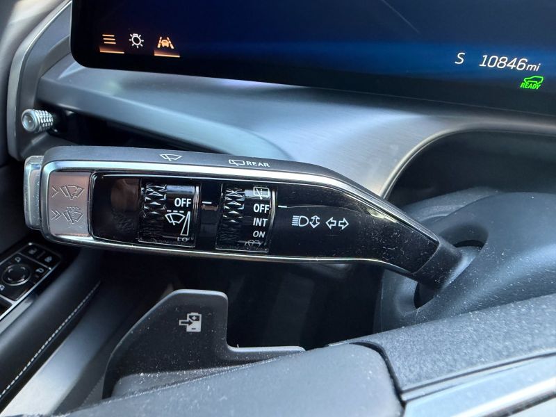 Cadillac Vistiq 900 e4 pic #6085