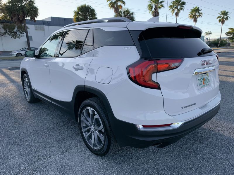 GMC Terrain a noleggio