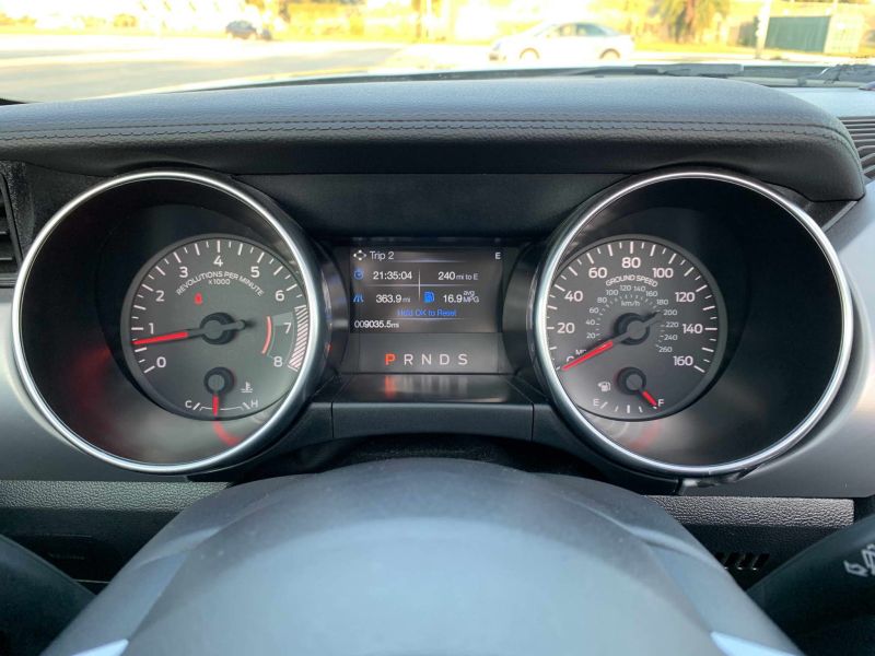 Ford Mustang pic #854