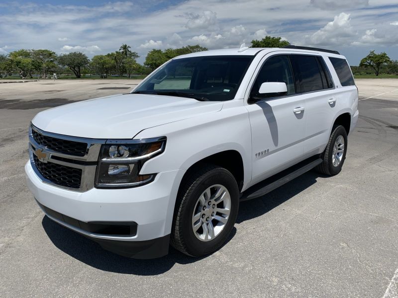 Chevrolet Tahoe uzun süreli kiralama Miami, Florida'da