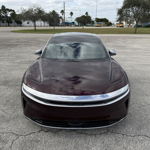 арендовать Lucid в Майами