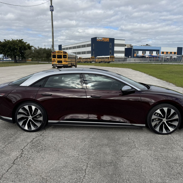 аренда Lucid в аэропорту Майами